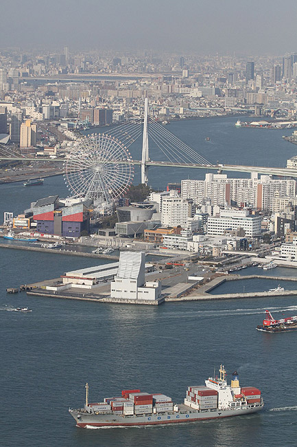 Осака, Вид с Sakishima Cosmo Tower (Osaka, A view from the Sakishima Cosmo Tower)