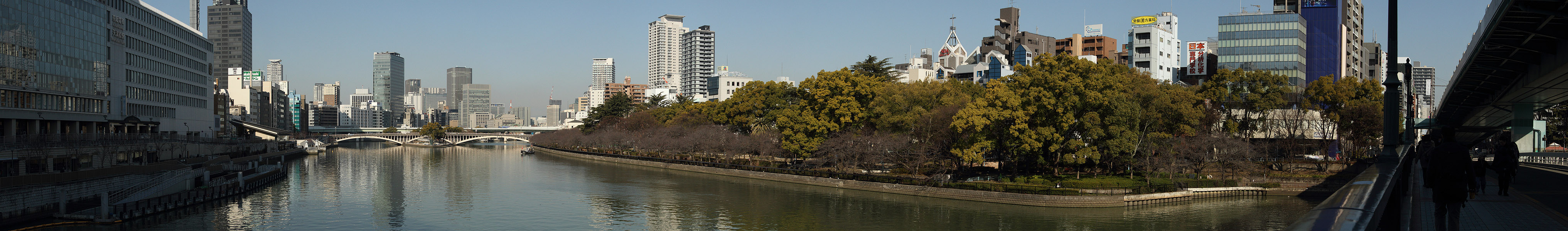Осака, По дороге к Храму Ситэнно-дзи (Osaka, On the way to the Shitenno-ji Temple)